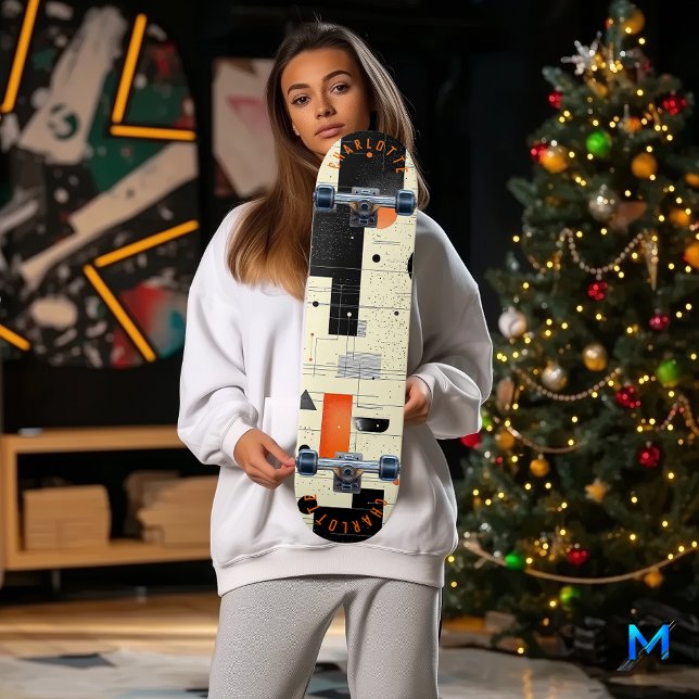 Moderne Geometrie Abstrakt in Creme und Orange Skateboard (Von Creator hochgeladen)