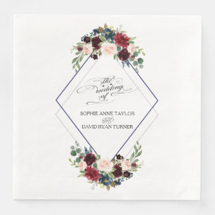 Moderne geometrische Merlot-Hochzeit mit blauer Fl Serviette
