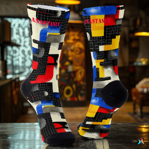 Moderne geometrische Socken mit auffälligen Farbbl