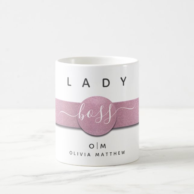 Moderne Girly Monogram Name Chic Lady Boss Script Kaffeetasse (Mittel)
