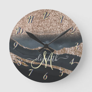 Moderne Glitter-Marmor-Monogramm Runde Wanduhr
