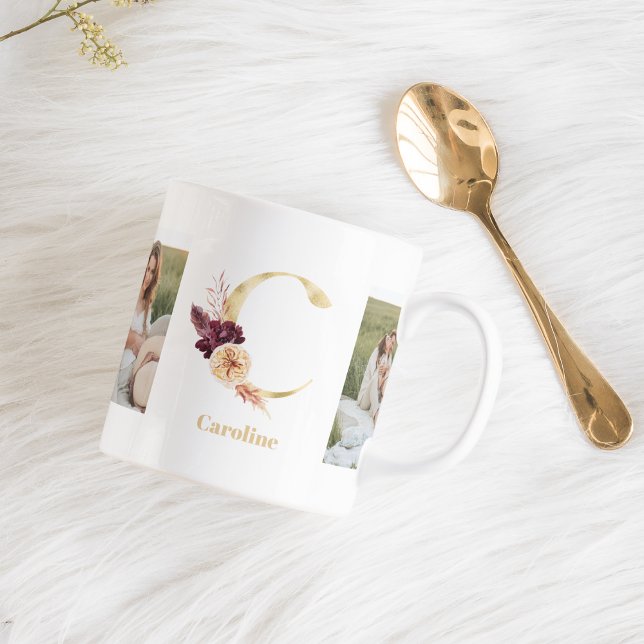 Moderne Gold-Blumen-Initiale C | Zweifoto-Monogram Kaffeetasse (Von Creator hochgeladen)