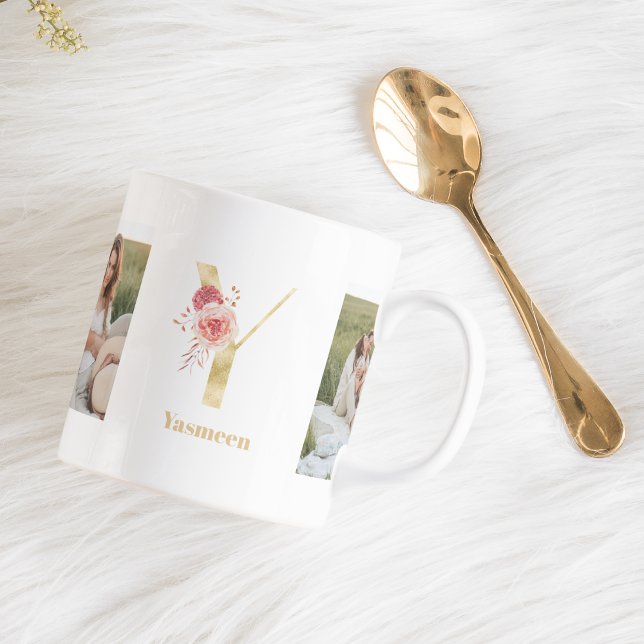 Moderne Gold-Blumen-Initiale Y | Zweifoto-Monogram Kaffeetasse (Von Creator hochgeladen)