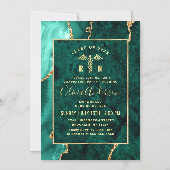 Moderne Gold Green Nursing School Graduation Party Einladung (Vorderseite)