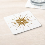 Moderne Gold-Sternexplosion des Mittelalters Rechteckiger Pappuntersetzer<br><div class="desc">Moderner, inspirierter Untersetzer mit quadratischem Grundriss aus dem 19. Jahrhundert, mit Vintager Retro-Sternexplosion als Brennpunkt, ergänzt durch moderne Sternexplosion-Designelemente. Einfache, saubere Sternexplosion in einer gold-weißen Farbpalette. Ein Entwurf einer koordinierenden Sammlung. Als Vorlage konzipiert, können Sie Ihr eigenes benutzerdefiniertes Design erstellen, indem Sie die angegebenen Felder verwenden, oder mit der Schaltfläche...</div>