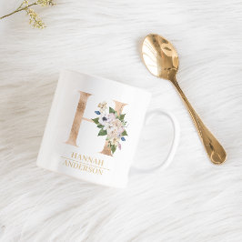 Moderne Gold Watercolor Blume Letter H | Monogramm Kaffeetasse