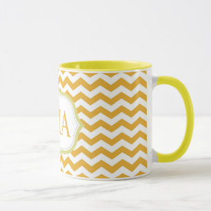 moderne goldene Chevron-Streifen Monogramm-Initial Tasse