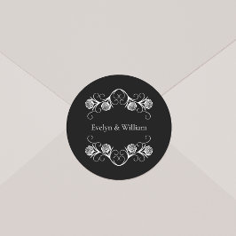 Moderne gotische Rose Wirbel Schwarz-Weiß-Hochzeit Runder Aufkleber