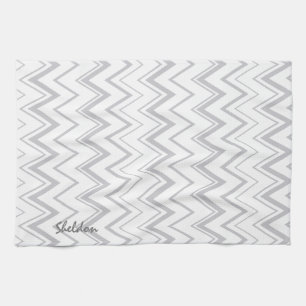 Moderne graue Chevron geometrische Muster Monogram Küchentuch