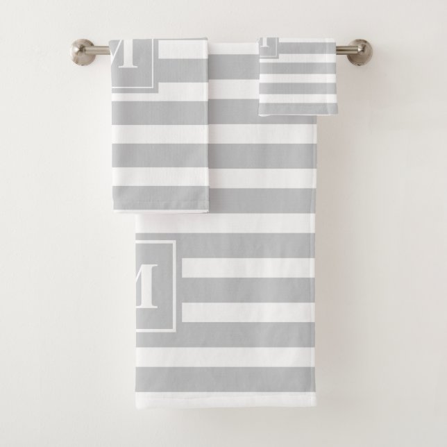Moderne graue Streifen mit Monogram Bath Handtuch  Badhandtuch Set (Insitu)