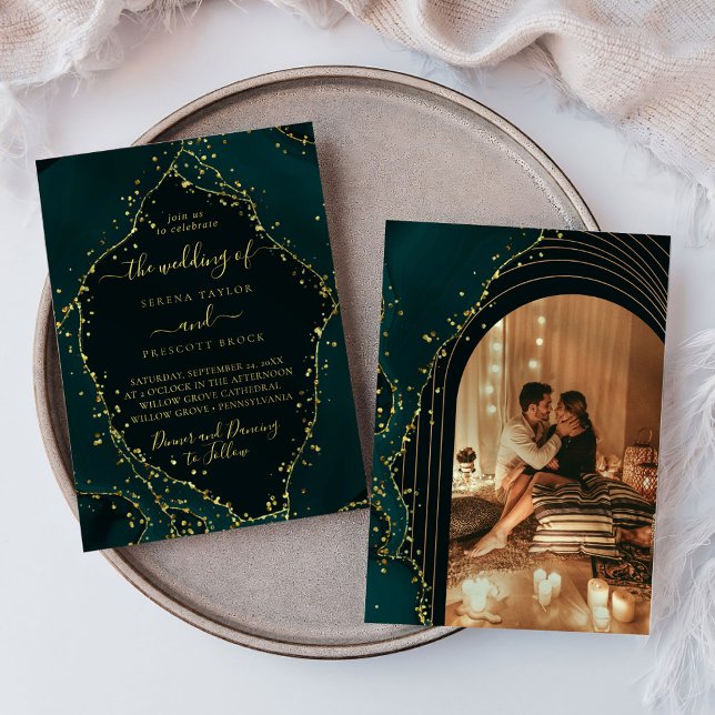 Moderne grüne Smarald-Minimal-Kalligrafie-Hochzeit Einladung (Von Creator hochgeladen)