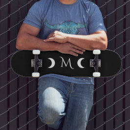 Moderne Halbmonde Schwarz-Weiß-Monogramm Skateboard