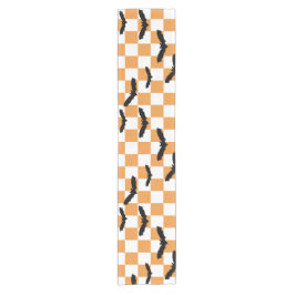 Moderne Halloween Spookobas Orange Checkerboard Kurzer Tischläufer