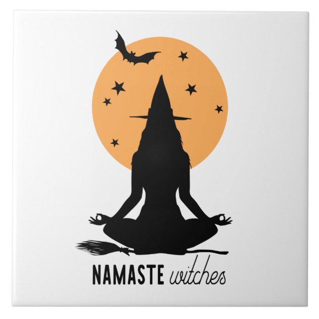 Moderne Halloween-Yoga-Hexe Fliese (Vorderseite)