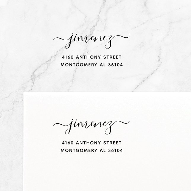 Moderne Handschrift Name & Rücksendeadresse 08c. Permastempel (Modern, elegant calligraphy font with swashes family name self-inking return address stamp.)