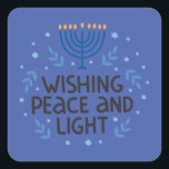 Moderne Hanukkah Menorah Square Stickers<br><div class="desc">Schöne Hanukkah Blues mit dieser lustigen Typografie "wünscht" Menorah Square Sticker! 1, 5 x 1, 5 Zoll - auch in 3" Quadraten/Kreisen erhältlich</div>