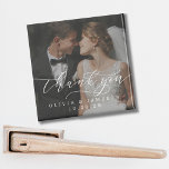 Moderne Hochzeit Danke, Script-Foto Magnet<br><div class="desc">Moderne Hochzeit Vielen Dank für Ihr Script Foto Magnet</div>