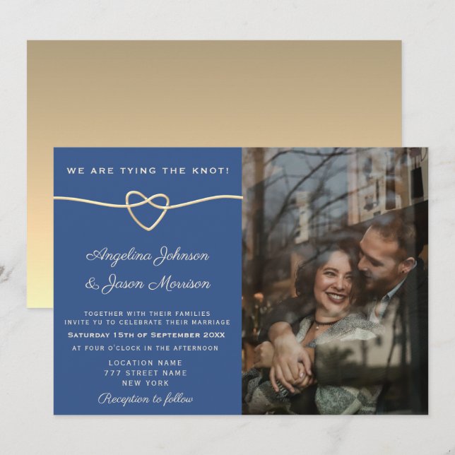 Moderne Hochzeit des Goldenen Herzens mit blauem F Einladung (Vorne/Hinten)