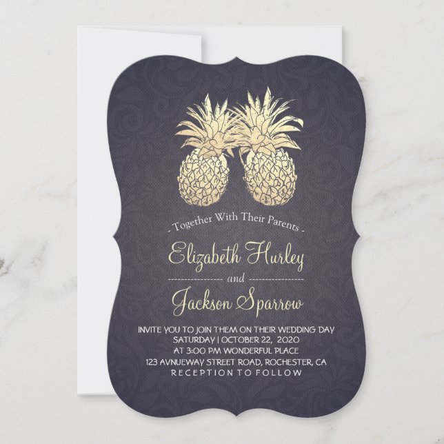 Moderne Hochzeit Goldene Ananas Paare Navy Blau Einladung (Vorderseite)