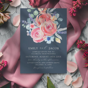Moderne Hochzeit mit dunkelblauer Rose Einladung