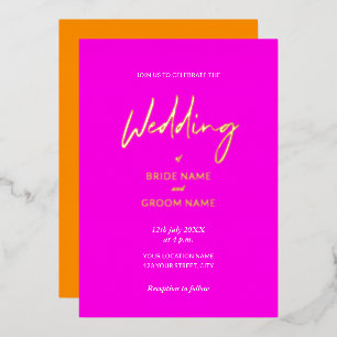Moderne Hochzeit mit rosa Orange Script Folieneinladung