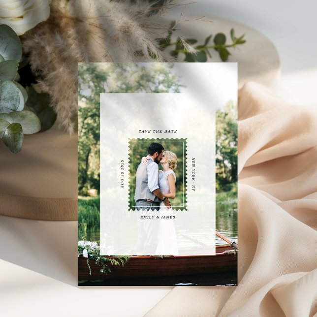 Moderne Hochzeitsfoto im Briefmarkenformat Save The Date (Von Creator hochgeladen)
