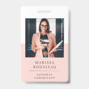 Moderne ID-Karte   Minimalistischer Business-Berat Ausweis