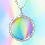 Moderne Imitate, in denen pastellfarbene Regenboge Versilberte Kette<br><div class="desc">Diese hübsche Halskette zeichnet sich durch ein glänzendes,  modernes Design in pastellfarbenen Regenbogenfarben aus. Sieht aus wie das Nordlicht. Farbenfroh und magisch. Perfekt für sie,  Teeny,  Mädchen und ein schönes Geschenk! Entworfen von Marions Artwork.</div>