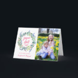Moderne Joyeux Noël | Carte De Foto De Noël Feiertagskarte<br><div class="desc">Carte moderne avec Foto. Es gibt eine Speisekarte mit einem Fleurs-Peintes und einem Foto, der mit Textilien und anderen Zutaten gefüllt ist.</div>
