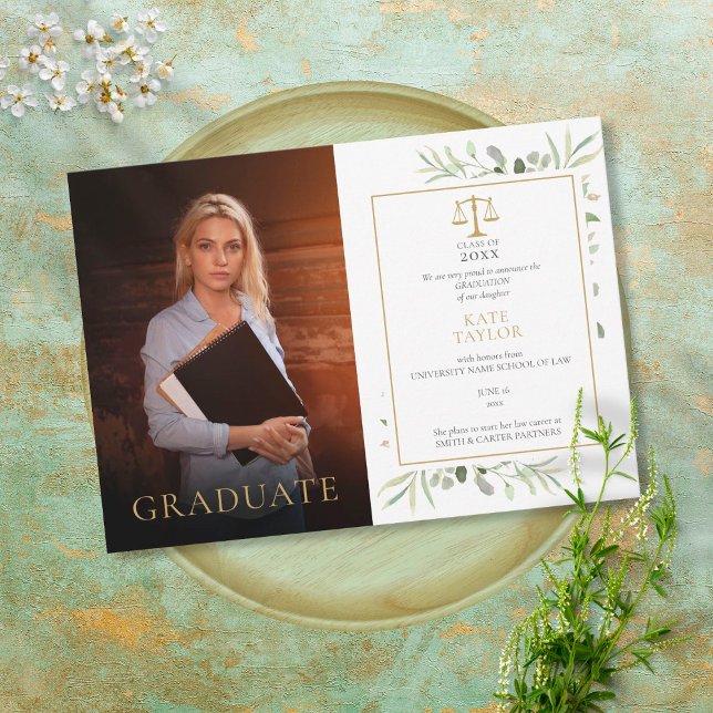 Moderne Jurastube Abschluss Grüne Foto Ankündigung (Von Creator hochgeladen)