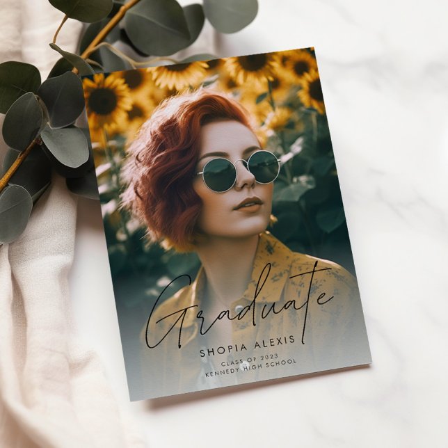 Moderne Kalligrafie Script 2 Foto Abschluss Ankündigung (Von Creator hochgeladen)