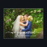 Moderne Kalligrafie Wir Got Verheiratetes Hochzeit Postkarte<br><div class="desc">Modernes kalligrafisches Hochzeitsstipendium Wir Got Verheiratete Ankündigung Postkarte</div>