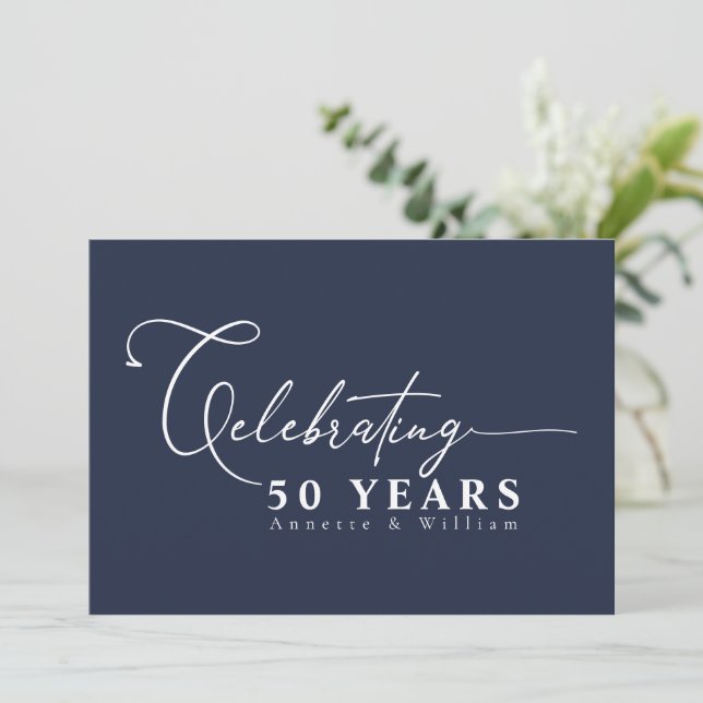 Moderne Kalligraphie 50. Hochzeitstag Einladung (Stehend Vorderseite)