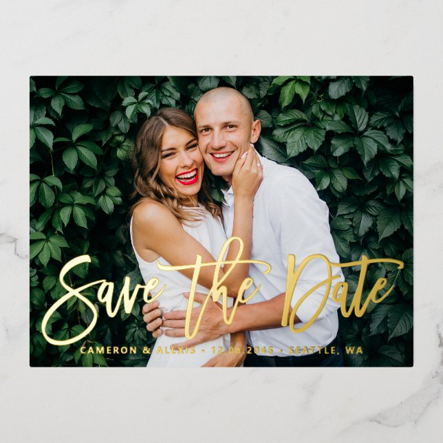 Moderne Kalligraphie Save the Date Horizontales Fo Folie Einladungspostkarte (Vorderseite)
