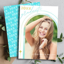 Moderne Klasse des Fotos mit Hochschulabschluss Ankündigung