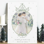Moderne klassische Rahmen Merry & Verheiratetes Fo Feiertagskarte<br><div class="desc">Diese Weihnachtsfeier | Die Urlaubskarte verfügt über einen Vintagen Rahmen mit einem Foto. Für eine weiter gehende Anpassung dieses Designs klicken Sie bitte auf den BUTTON BLAU DESIGN TOOL oben!</div>