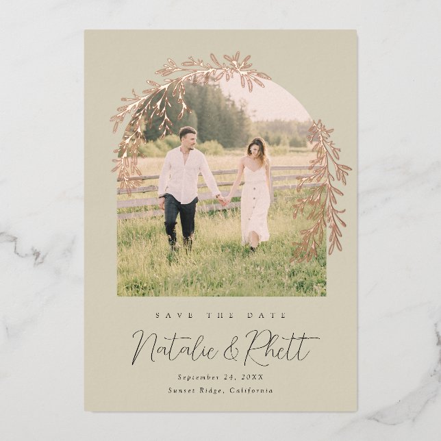 Moderne Laurel Leaf Archway Wedding retten das Dat Folieneinladung (Vorderseite)