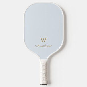 Moderne leichte staubblaue Goldschrift-Monogramm Pickleball Schläger