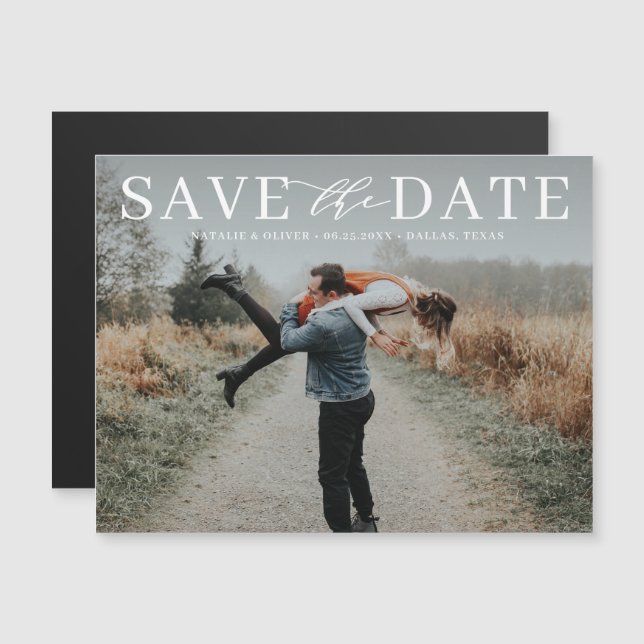 Moderne Liebe Mix Typografie Foto Save the Date II Magneteinladung (Vorne/Hinten)