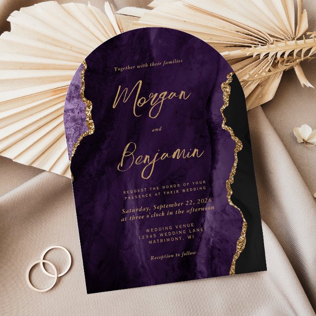 Moderne Lila Agate Chic Script Arch Form Hochzeit Einladung (Von Creator hochgeladen)