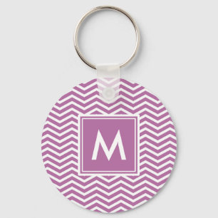 Moderne Lila Chevronen mit Monogramm Schlüsselanhänger