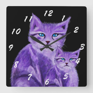 Moderne lila gemalte Katze mit blauen Augen Quadratische Wanduhr