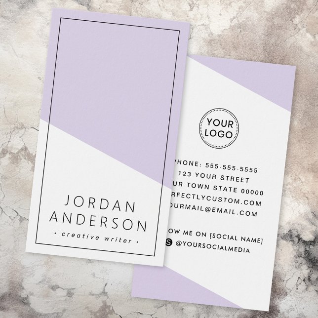 Moderne lila geometrische Visitenkarte (Modern light purple geometric color business card)