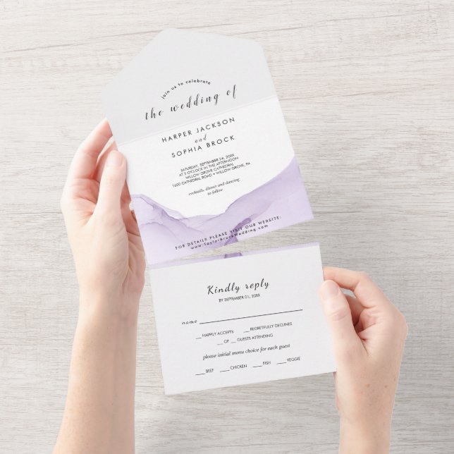 Moderne Lila Hochzeit All In One Einladung (Abreißen)