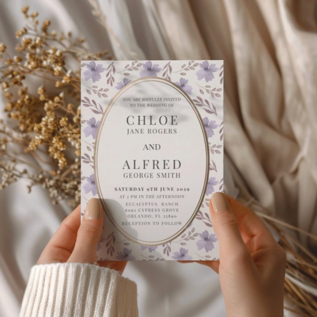 Moderne Lila Hochzeit mit Blumenwasser Einladung (Von Creator hochgeladen)