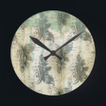 Moderne Lilie Runde Wanduhr<br><div class="desc">Die Lilie wurde historisch mit der französischen Monarchie und den Wappen assoziiert. Verbinden Sie es mit Ihrer Zuhause,  indem Sie dieses großartige Druckwerk von Jennifer Goldberger erwerben. Bestelle noch heute!</div>