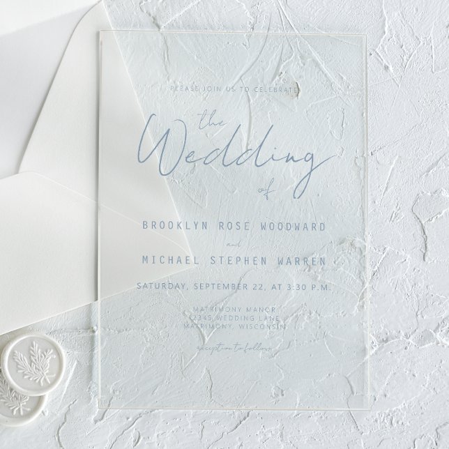 Moderne Minimal Dusty Blue Script Wedding Acryleinladungen (Von Creator hochgeladen)