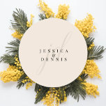 Moderne Minimal elegante Script Monogram Wedding Runder Aufkleber<br><div class="desc">Moderne Minimal Elegant Script Monogram Wedding Classic Round Sticker Fügen Sie eine Touch Eleganz zu Ihrer Hochzeit mit diesen modernen, minimalistischen und eleganten Script Monogram Klassik Rundaufklebern hinzu. Diese Aufkleber sind in klassischen Meriner- und Schwarzwöckchen gefertigt und eignen sich hervorragend zum Versiegeln von Einladungen, Geschenktaschen oder zum Hinzufügen einer personalisierten...</div>