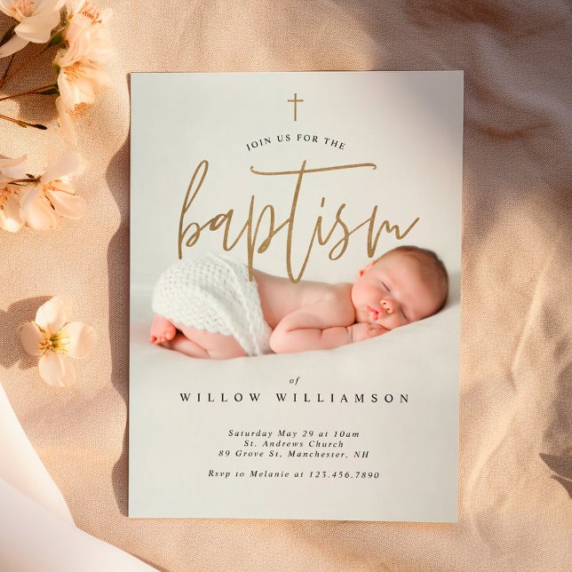 Moderne Minimal Gold Calligraphy Baby Foto Taufe Einladung (Modern Minimal Gold Calligraphy Baby Photo Baptism Invitation)