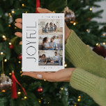 Moderne Minimal Joyful Family 3 Foto Weihnachten<br><div class="desc">Herzlich willkommen in diesem Jahr mit der Weihnachtskarte "Modern Minimal Joyful Family 3 Foto", die die Augenblicke der Freude mit einer nahen Strick-Familie vereint. Diese elegante Schwarz-Weiß-Karte ist die perfekte Verkörperung des modernen, minimalistischen Stils, den wir uns wünschen. Saubere Linien in der Typografie und Bearbeitung verleihen sich dem Geist, mehr...</div>